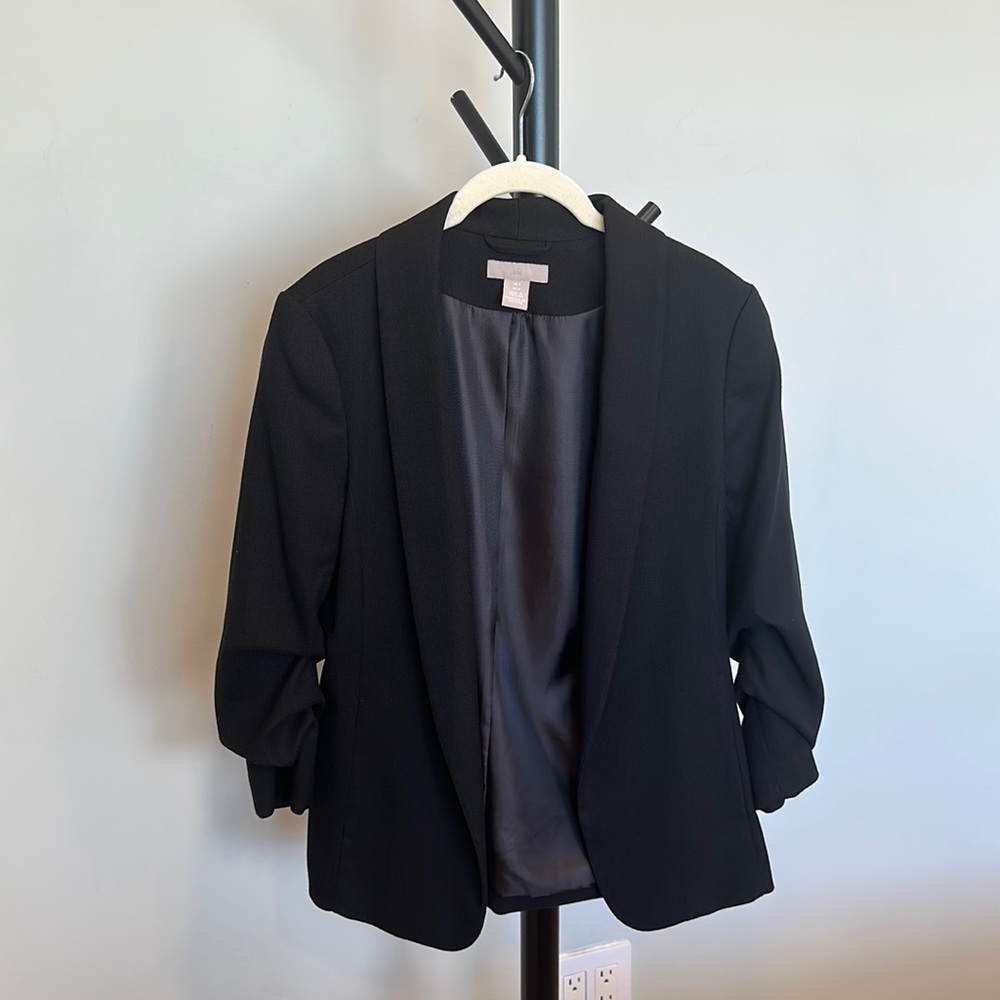 H&M Women’s Black Blazer (s) with rouged sleeves